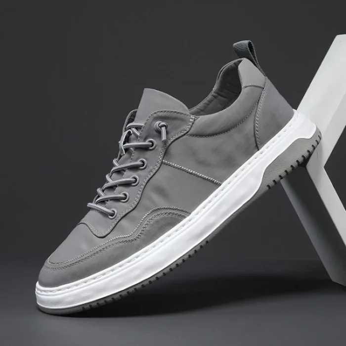 Classical Casual Shoes Board Shoes Soft Comfortable Casual and Office Walking