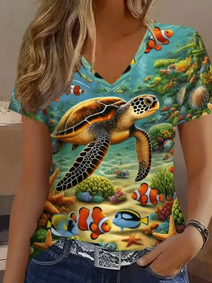 2D Printed Simple, Stylish, and Elegant Abstract Painting Vacation-Themed Full-Body Print T-Shirt with Ocean Animals, Fish, Coral, and Sea Turtle Graphics, Breathable V-Neck Short-Sleeve Top. Casual and Fashionable Short-Sleeve Women's Shirt. New